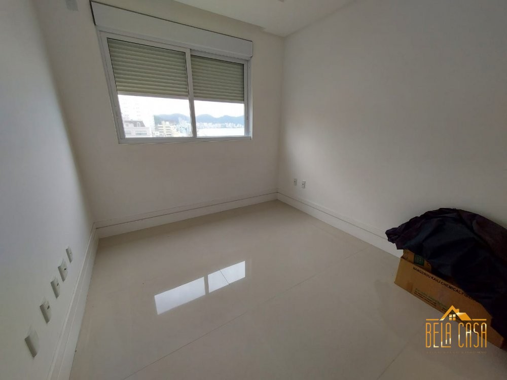 P na Areia - Meia Praia