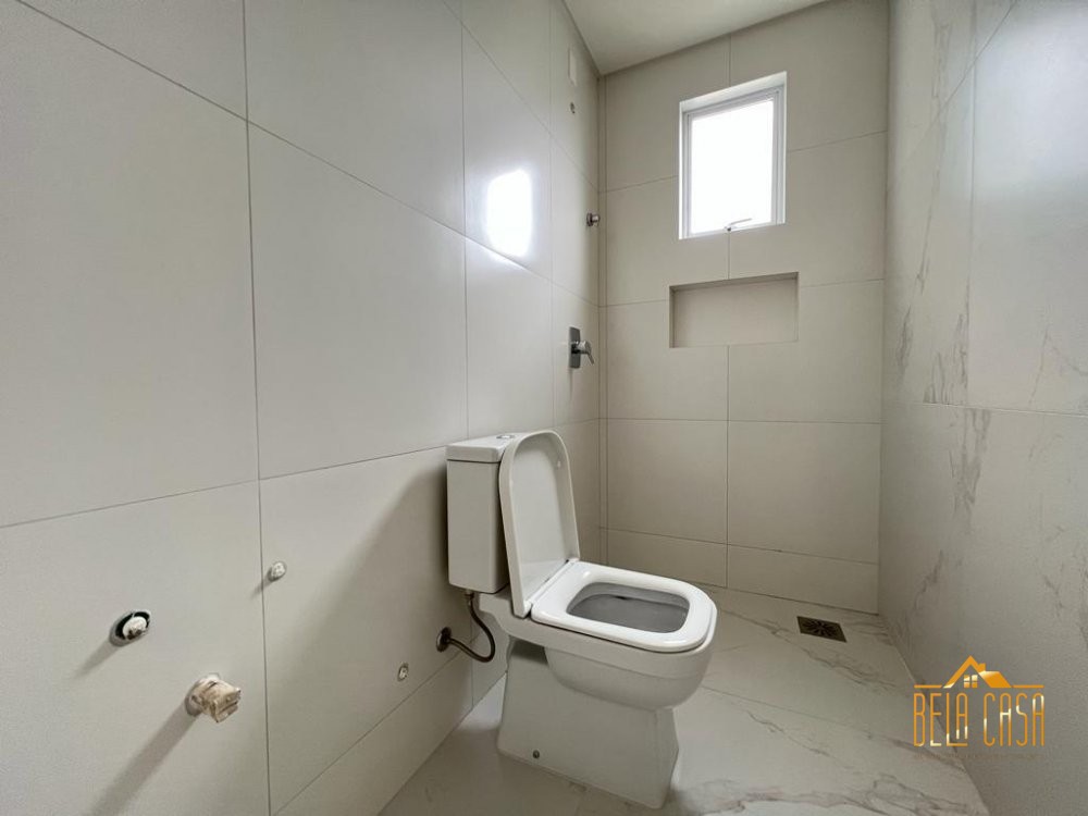 Novo na Meia Praia - tima localizao!