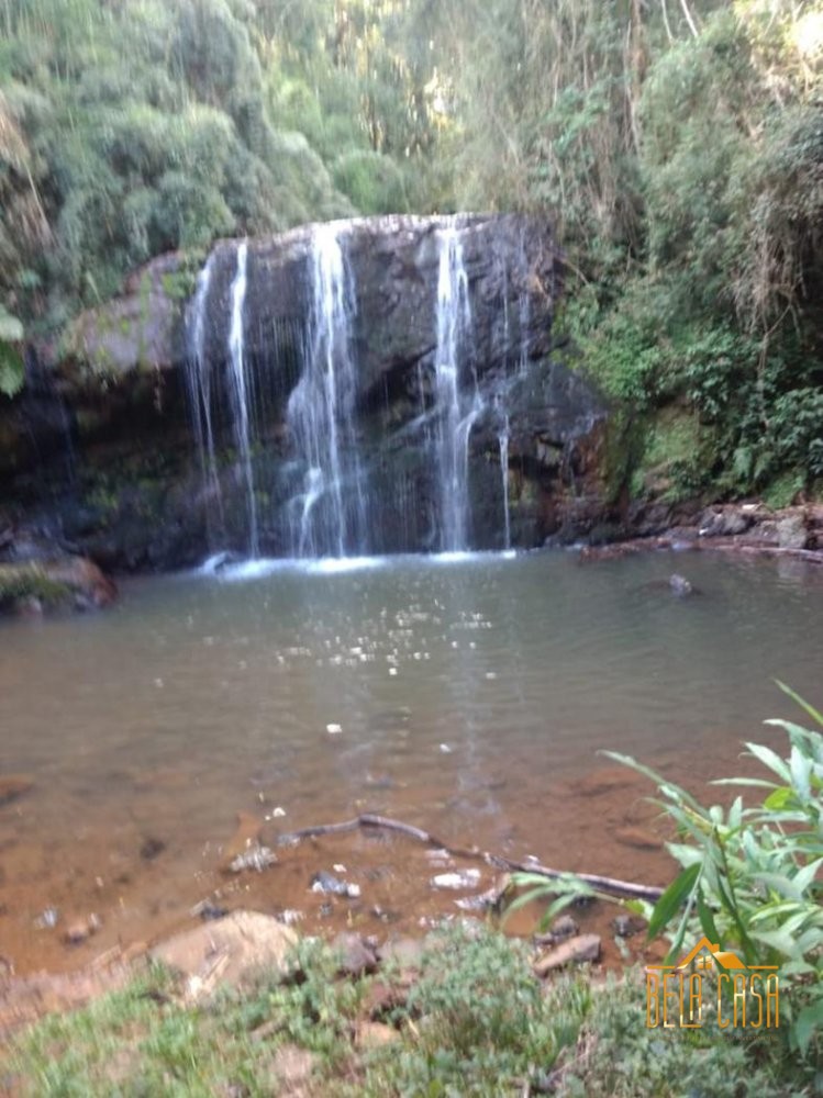 EXCELENTE SITIO BEM LOCALIZADO