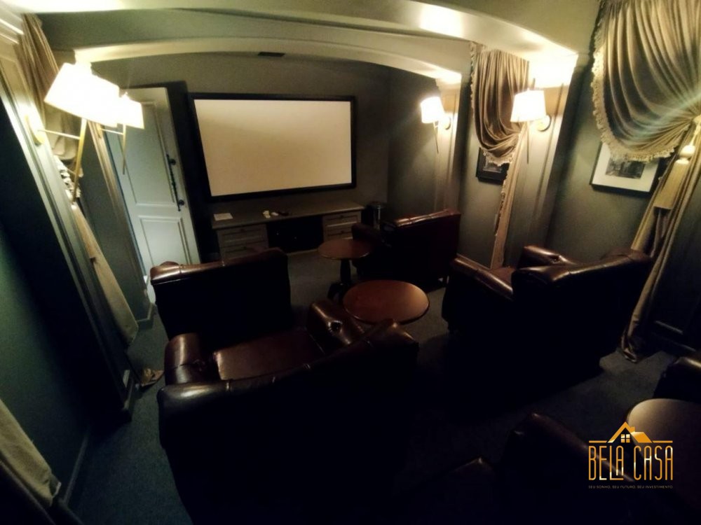 Mobiliado, Luxo e Sofisticao - 75 Mtrs do Mar