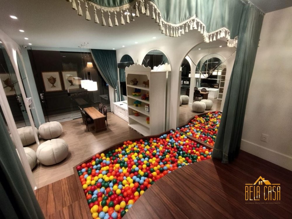 Mobiliado, Luxo e Sofisticao - 75 Mtrs do Mar